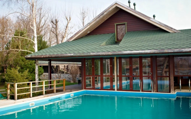 Отель Орлиное гнездо