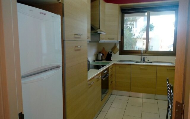 Lovely 4-bed Apartment in Nicosia Center