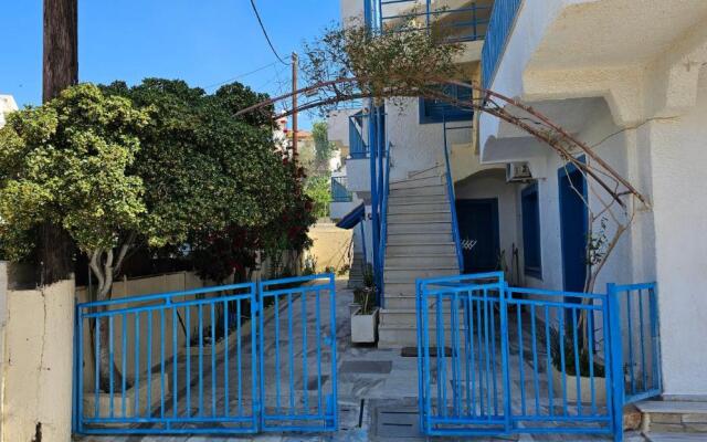 Michele Marie Apartment Hotel