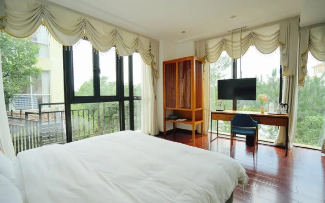 Yiyun Lakeside Hotel