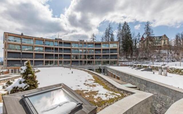 Edelweiss Mountain Suites 04-01