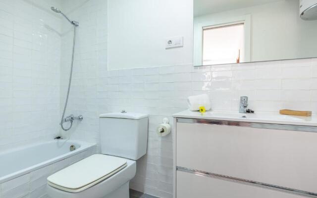 Apartamento luminoso y acogedor en Sevilla. A/C.