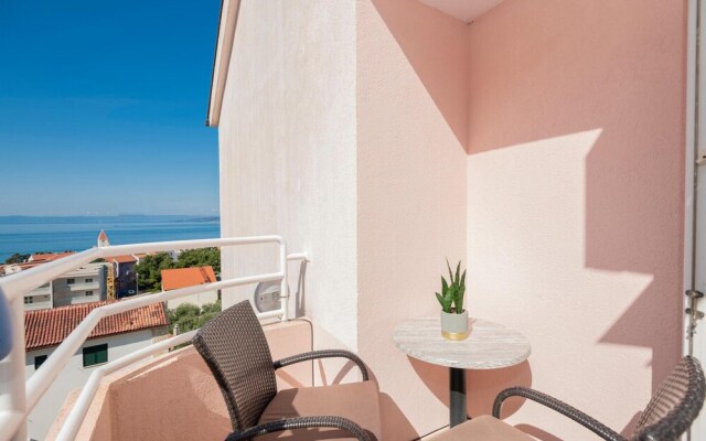 Awesome Apartment in Promajna With Wifi and 1 Bedrooms