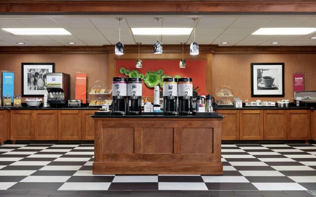 Hampton Inn & Suites Frederick-Fort Detrick