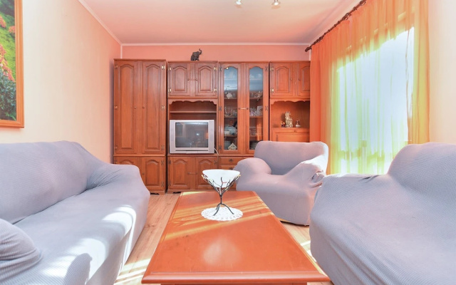 Apartment 1956