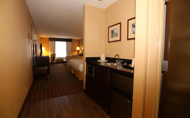 Holiday Inn Express And Suites - Vernon by IHG