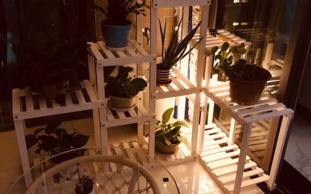 Wu Zhou Ai Zhuke Haojing Yue Cheng Apartment