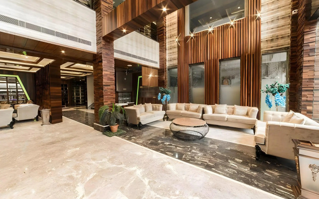 Costa Riviera Hotel