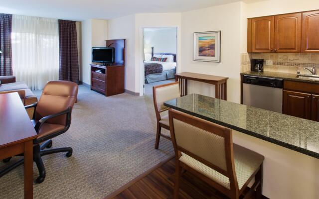 Staybridge Suites Everett-Paine Field, an IHG Hotel