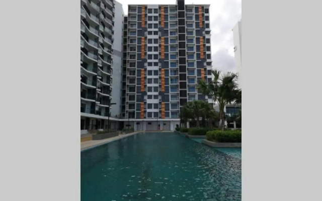 Timurbay studio apartment facing beautiful beach