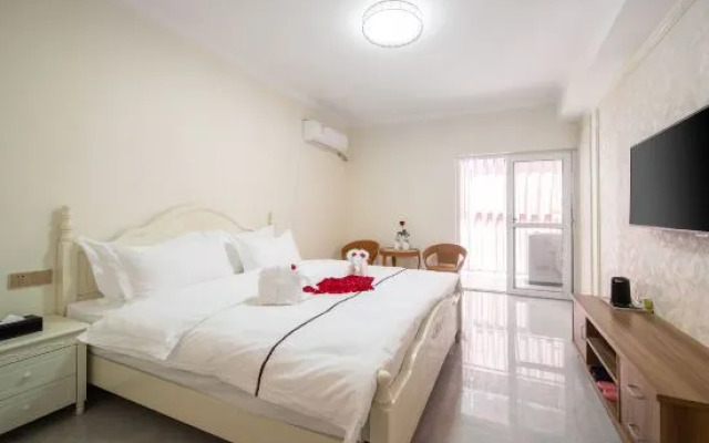 Kunming LanYu Hotel (Yongxin Harvard Center Branch)