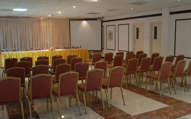 Tulip Inn Downtown Muscat