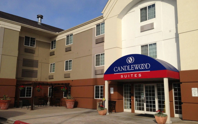 Sonesta Simply Suites Austin South