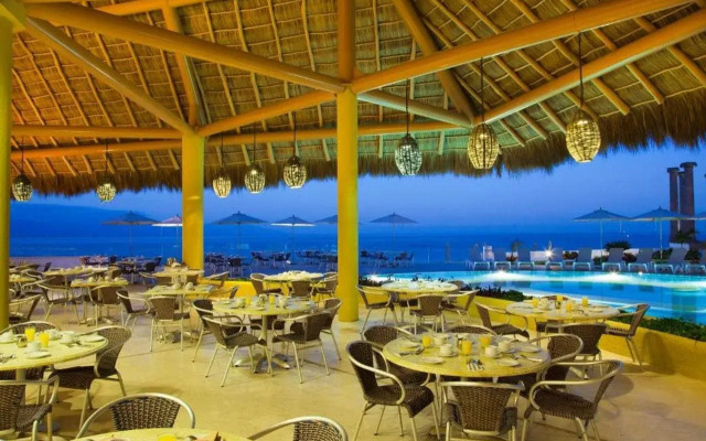 Hotel Krystal Puerto Vallarta