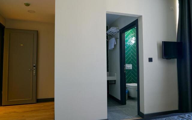 Polek Hotel