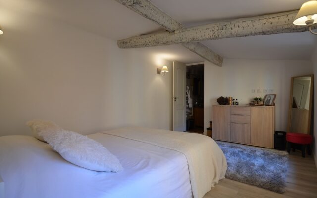 Charming Duplex Apartment 4 Persons in Port of Nice District