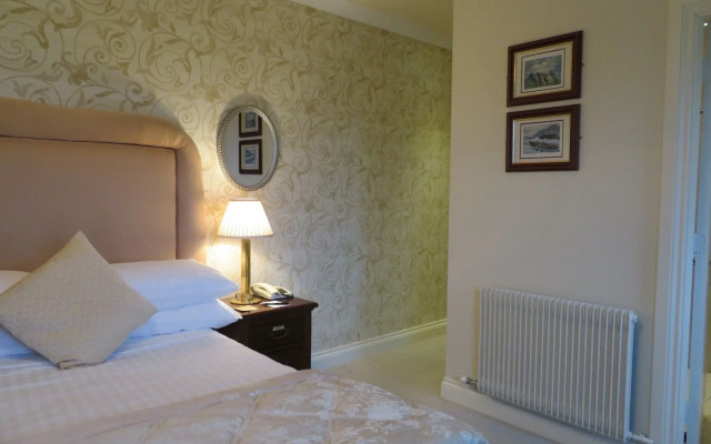 Brook Manor Lodge