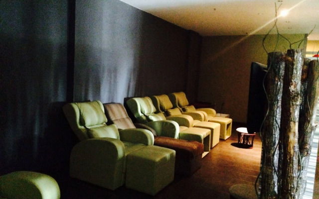 Grand Court Hotel