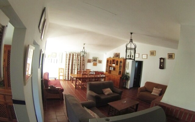 House With 5 Bedrooms in Aroche, Huelva, With Wonderful Mountain View,