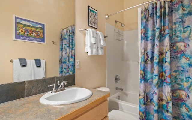 The Three Sisters Walk to Downtown Sisters