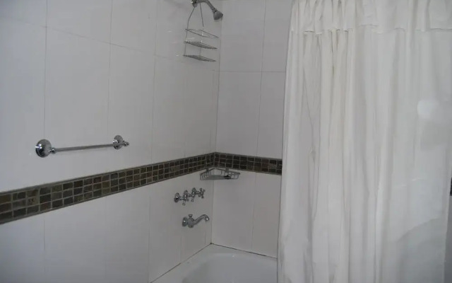 Cosmo Mendoza Suites