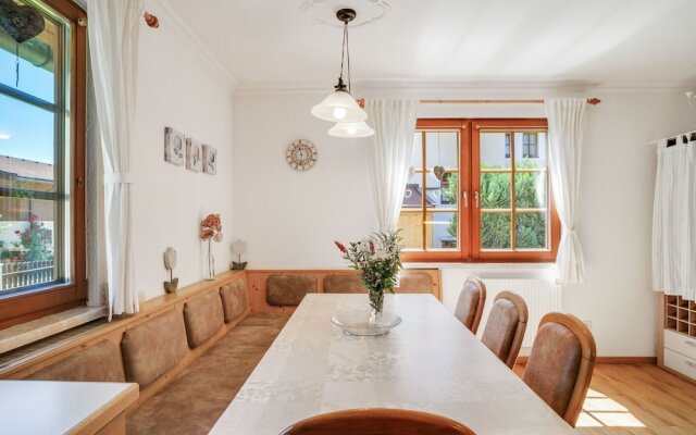 Cosy Chalet in Mühlbach With Private Garden
