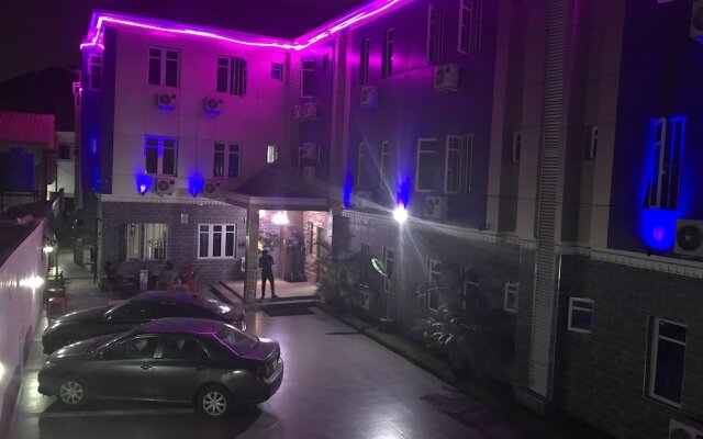 Purple Crown Hotel