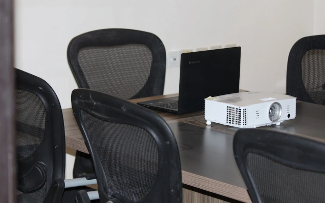 First Room Hotel Apartments