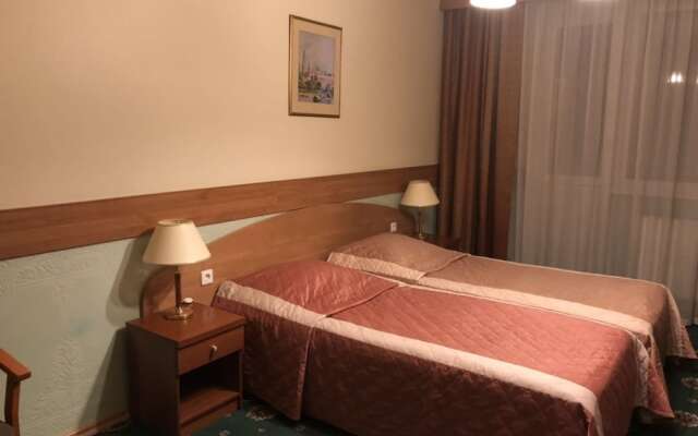 Green Wood Apartments