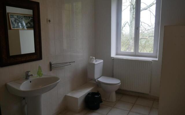 Gîte Ouzouer-sur-Trézée, 4 pièces, 8 personnes - FR-1-590-144