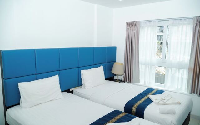 New Nordic Club 3 by Apartwell