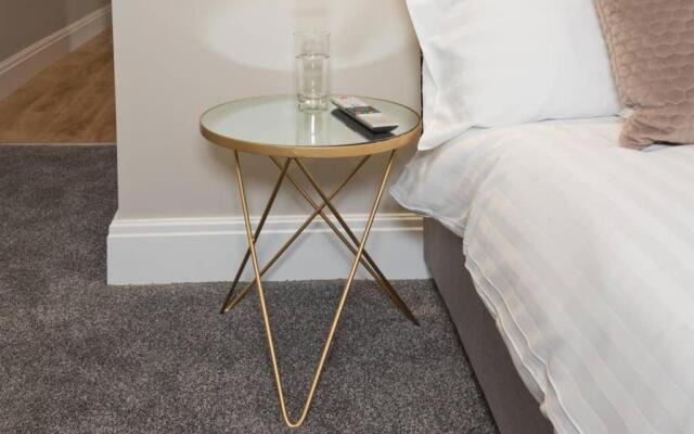 Blackbird Luxury 2 Bed Accomodation Room 8