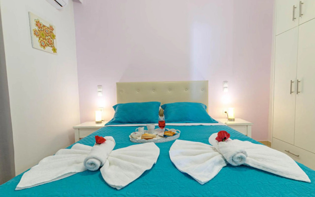 Palapart Gikas Suites And Studios