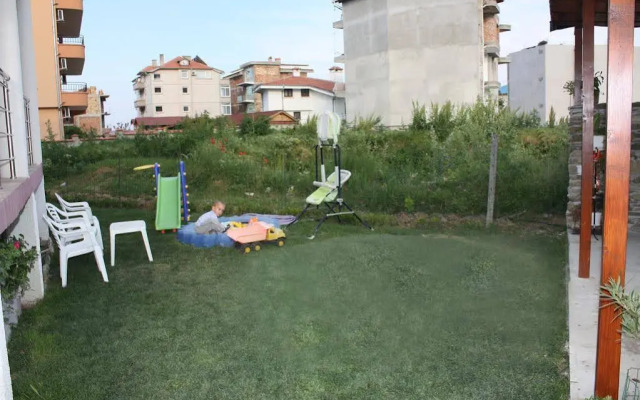Family Hotel Bordo House