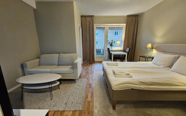 Live and Stay Lagerbring