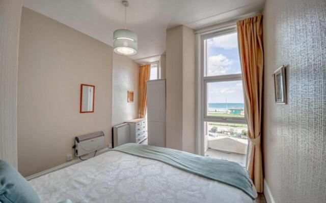 Apartment 2 - 1 Bedroom Sea Front-Sea Views-Free Parking