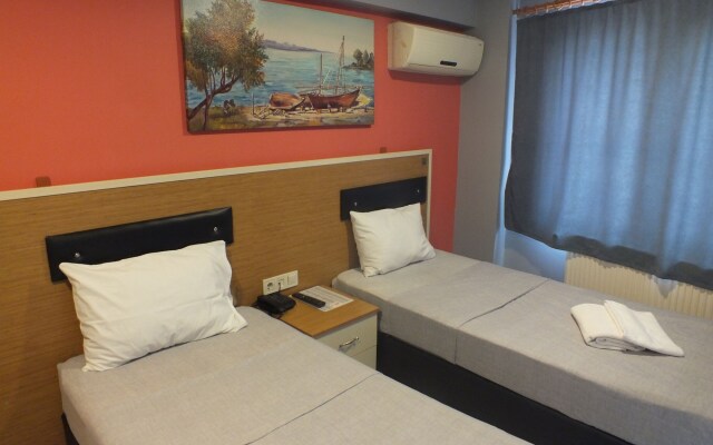 Naila Hotel
