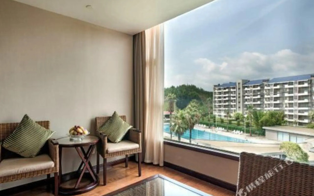 Wuyishan  Scenery Hotel