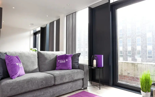 Spacious Two Bedroom Penthouse in MCR City Centre