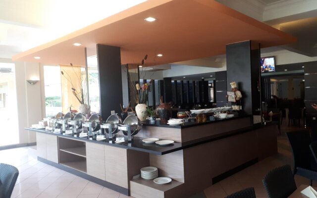 Comforta Hotel Tanjung Pinang