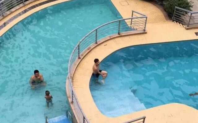 Yangshuo Tangrenjie Hotel