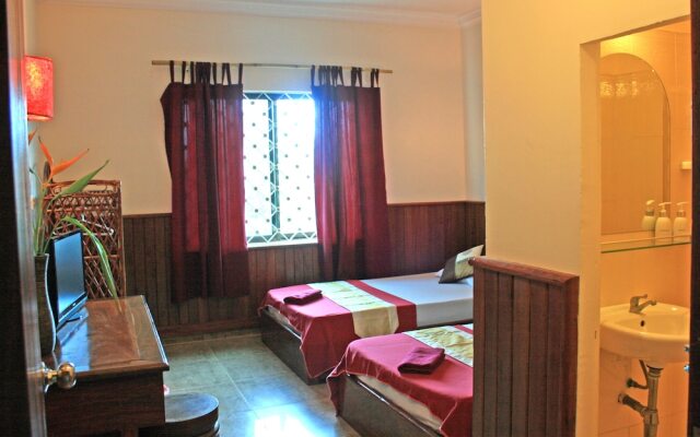 Firefly Guesthouse - The Berlin Angkor