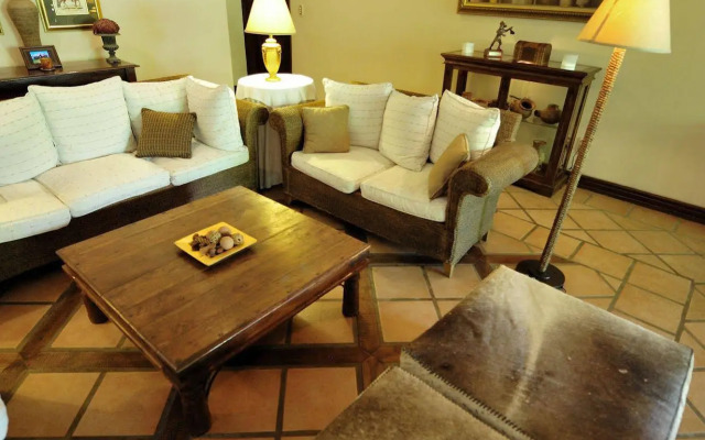 Hotel Los Robles