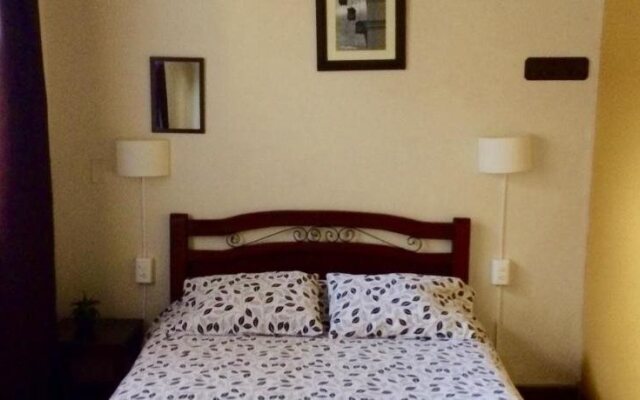 Hostel Caracol