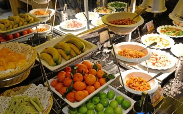 Unitour Hotel (Nanning Railway Station Thirty-Three Middle Subway Station) – Meal – Nanning