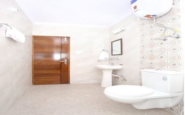 OYO 10975 Home Modern 2BHK Sector 6 New Shimla