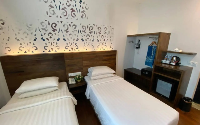 Serapi Hotel – Guest Rooms – Kuching