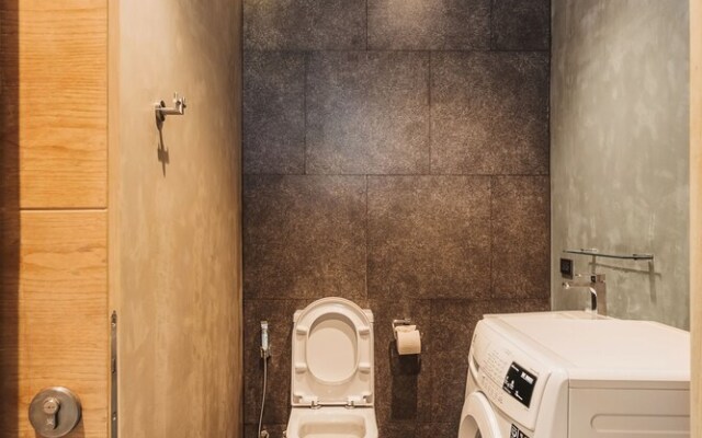Condo in Nai Harn in ReLife 15-123-210