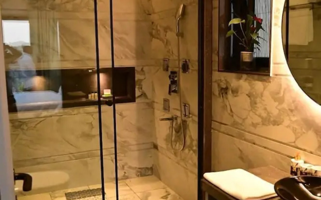 Aura Luxury Stays