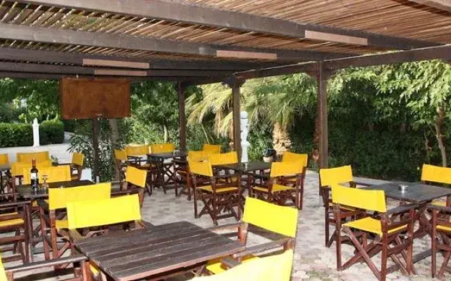 Armonia Beach Hotel